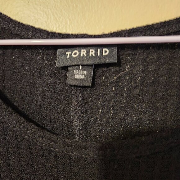 Black Long Sleeve Top with Floral Sugar Skull Design - Picture 3 of 4